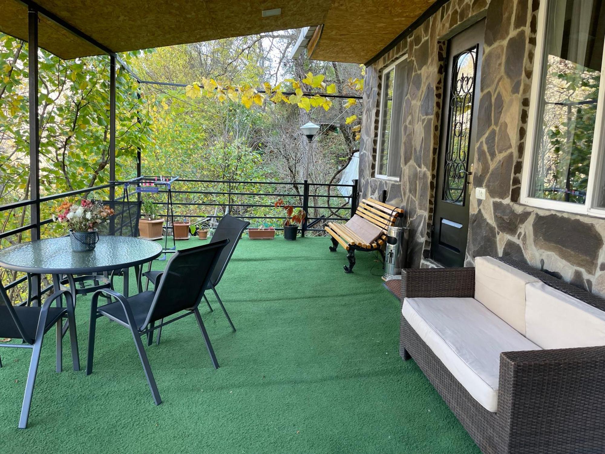 Borjomi Veranda Zewnętrze zdjęcie